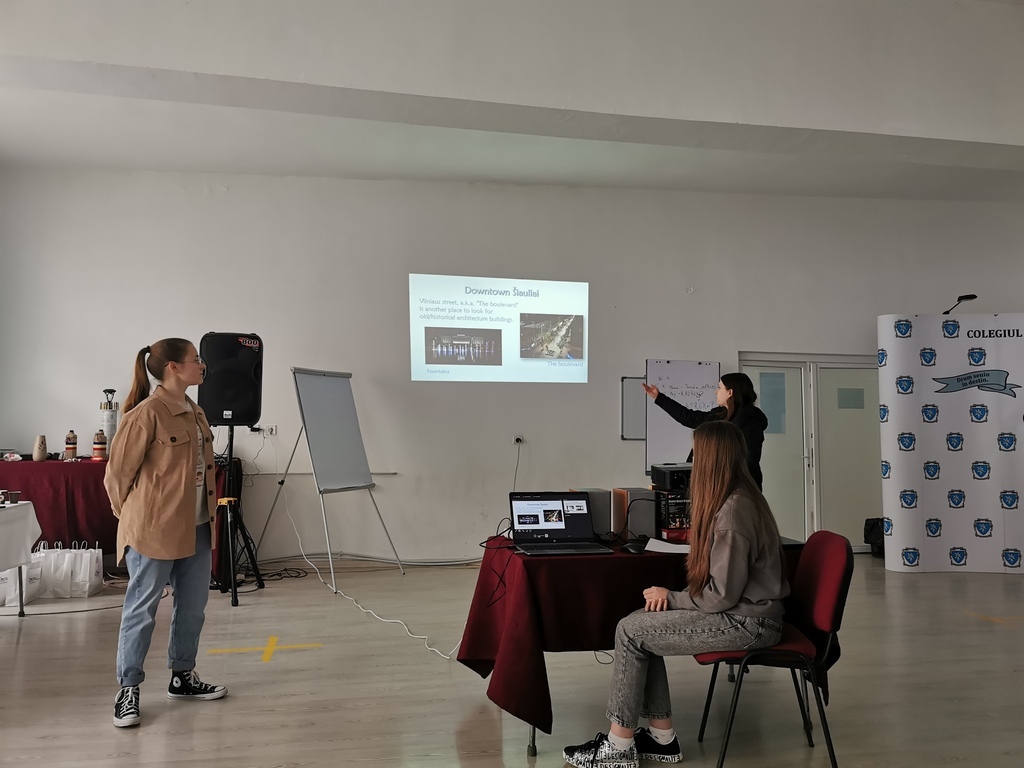 Tarptautinio ,,Erasmus+“  projekto  „STEAMulation for students“ dalyvių veiklos Rumunijoje