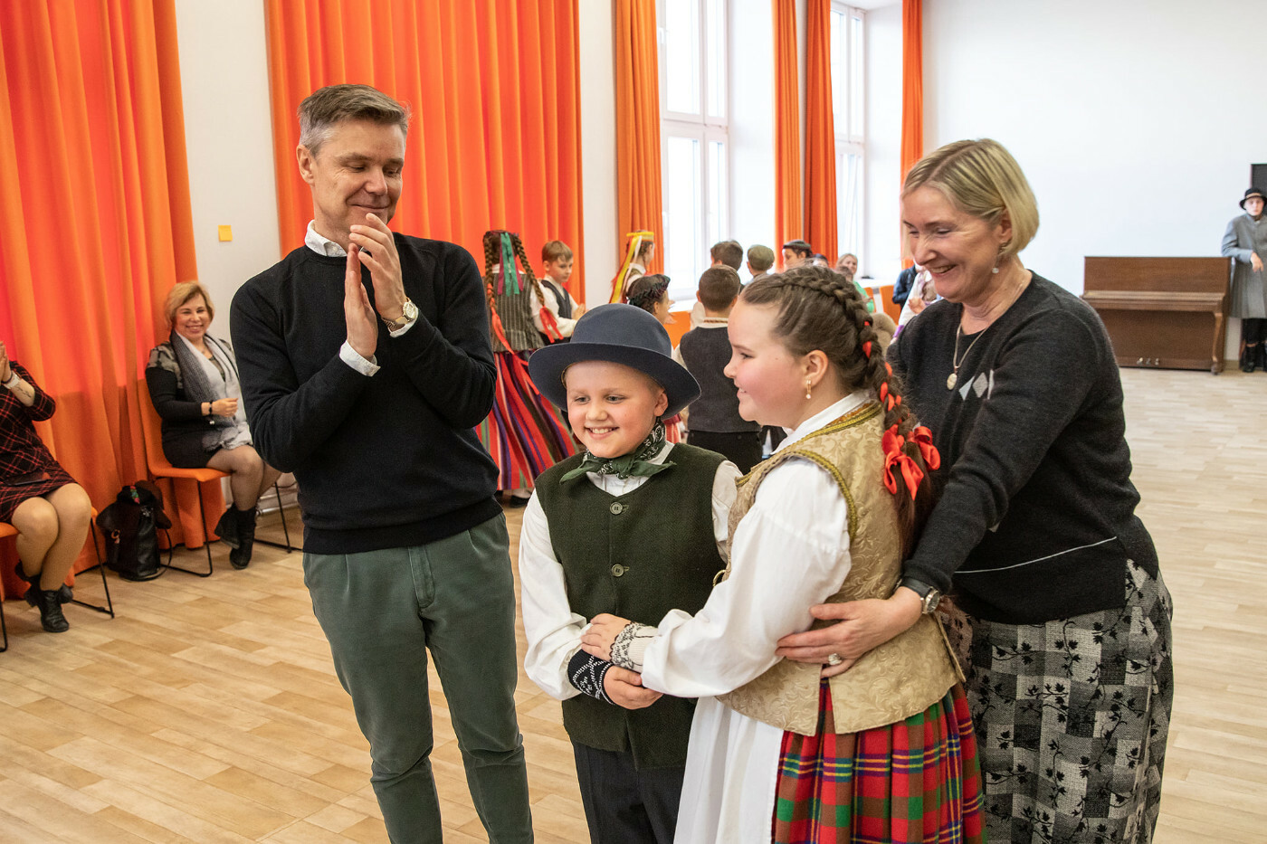 Folkloriniai šokiai skatina saviraišką