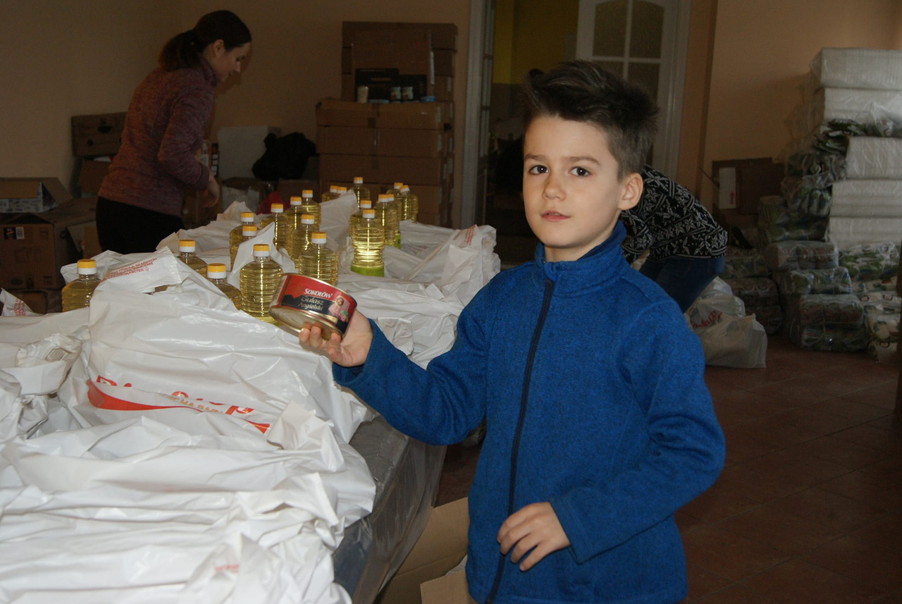 young-volunteer-in-caritas-ivano-frankivsk