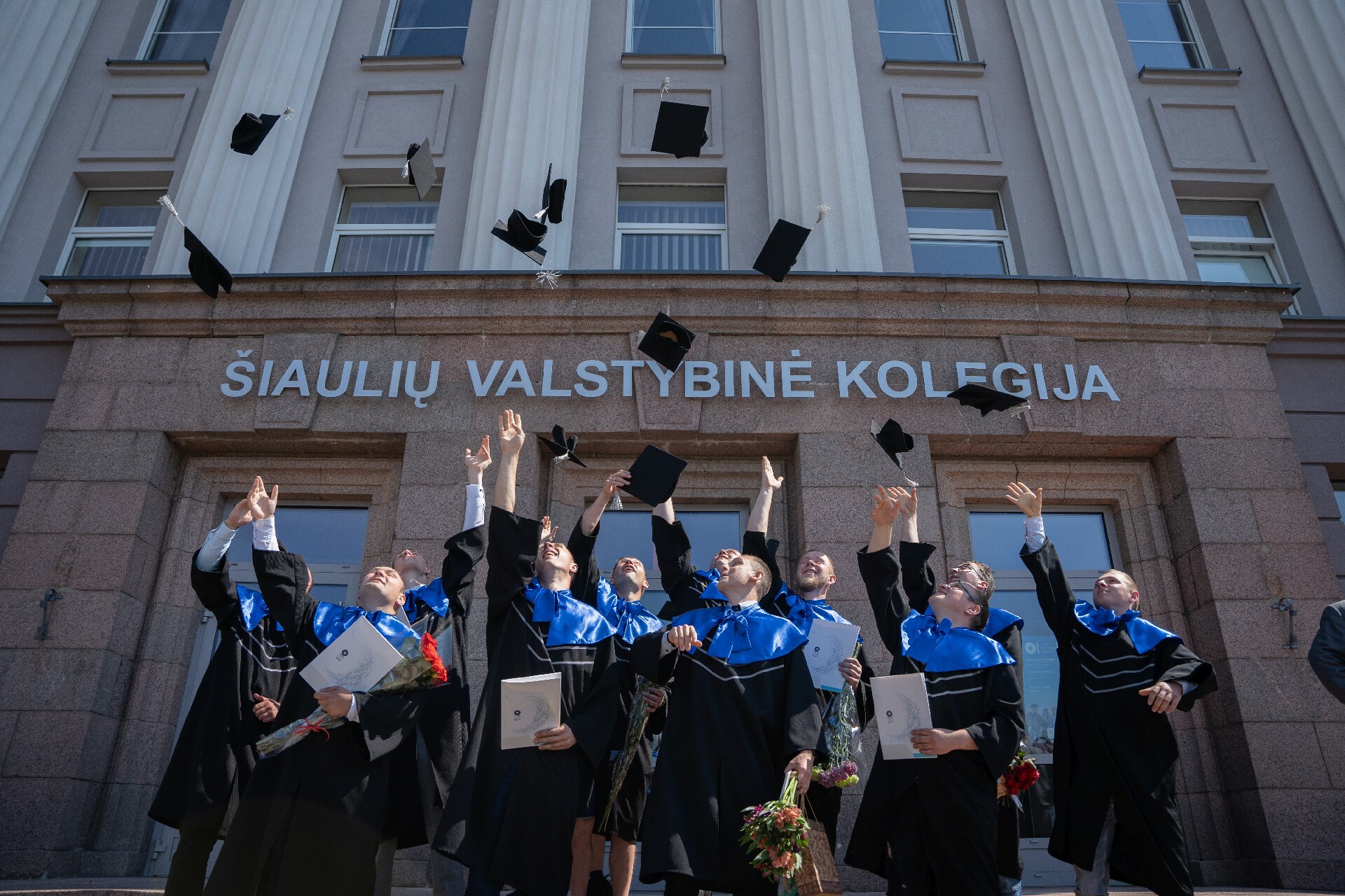 Šiaulių valstybinėje kolegijoje įteikti diplomai