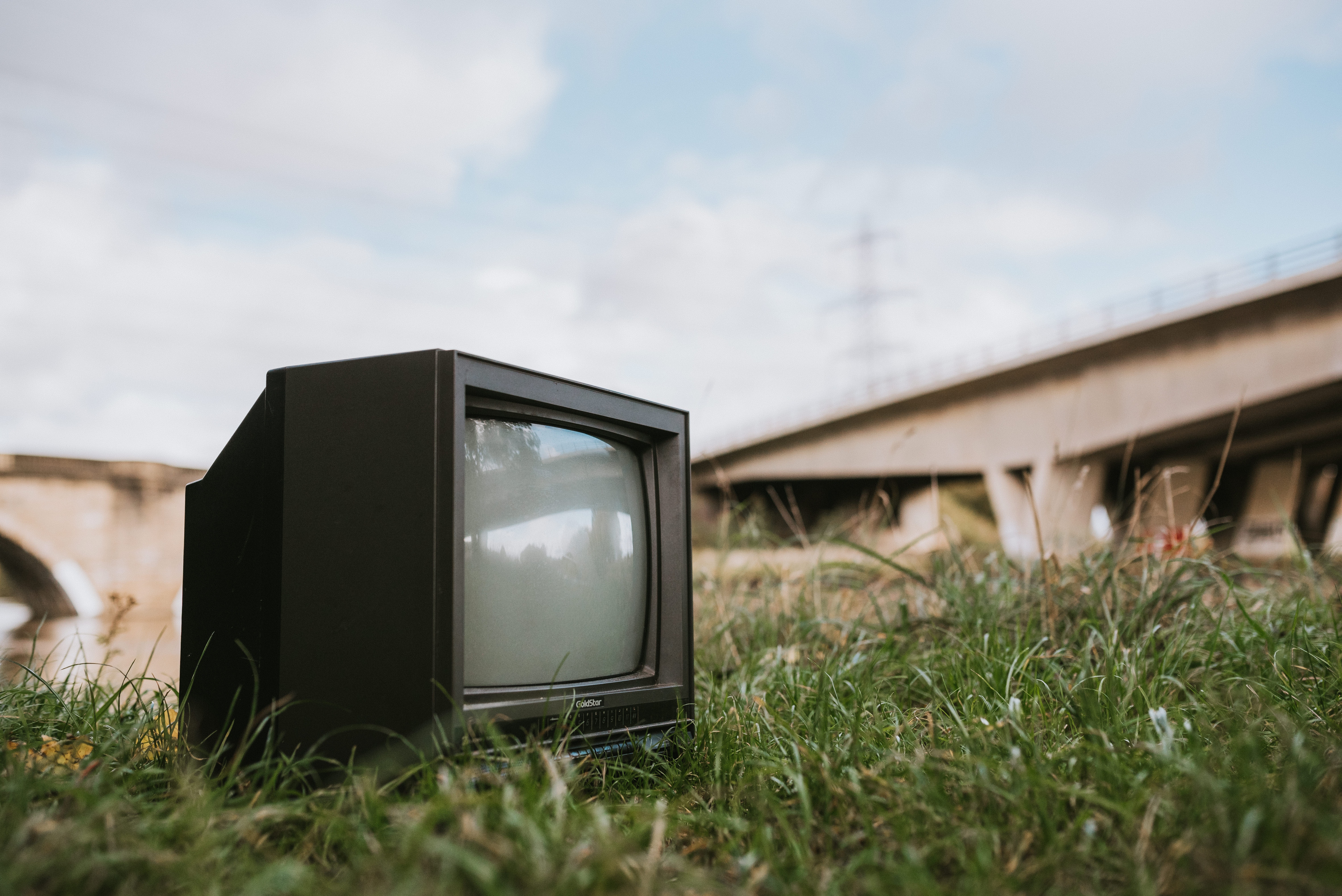 Atsikratykite sena buitine technika ir elektronika nemokamai, neišėję iš namų!