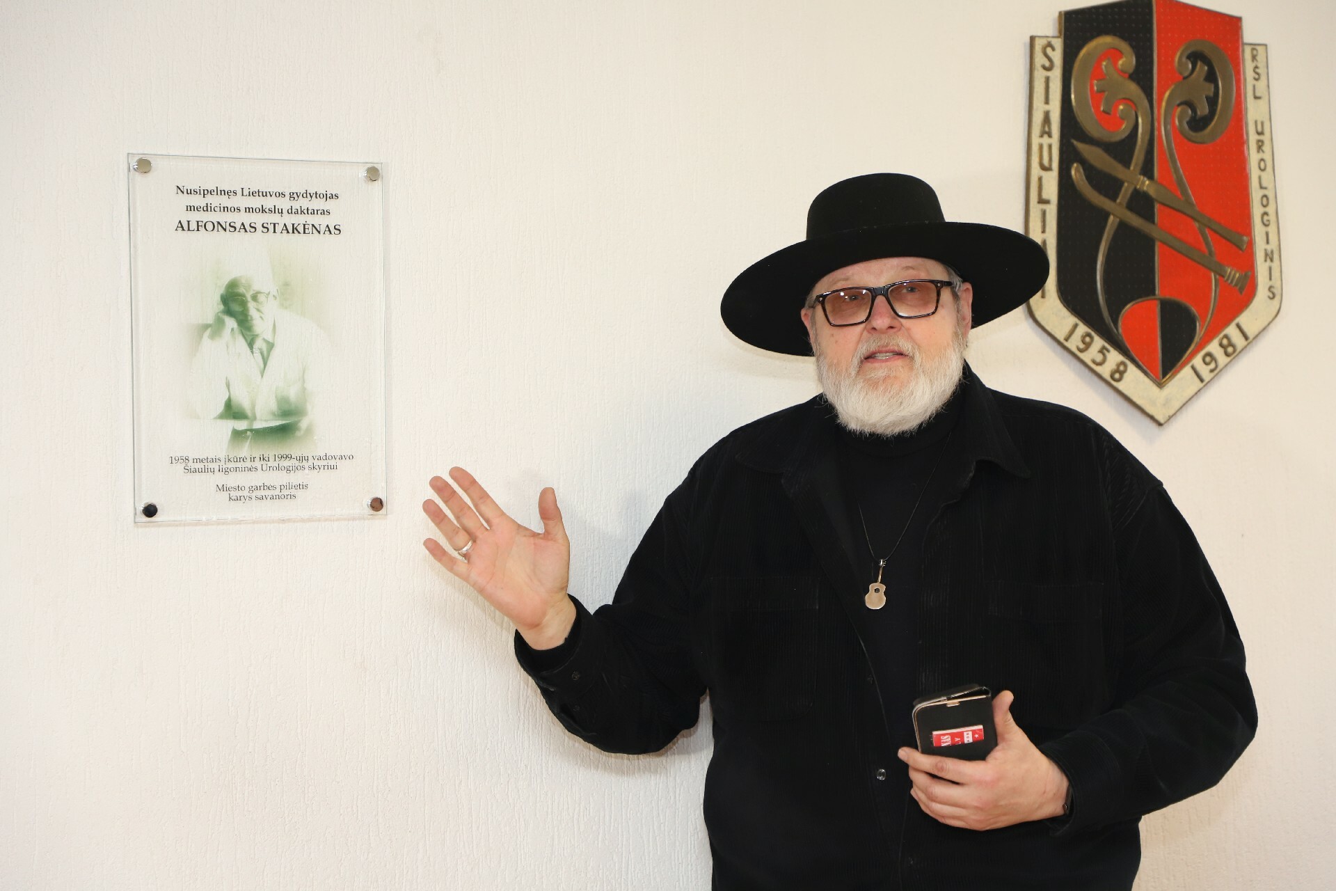 Įamžintas žinomo mediko A. Stakėno atminimas