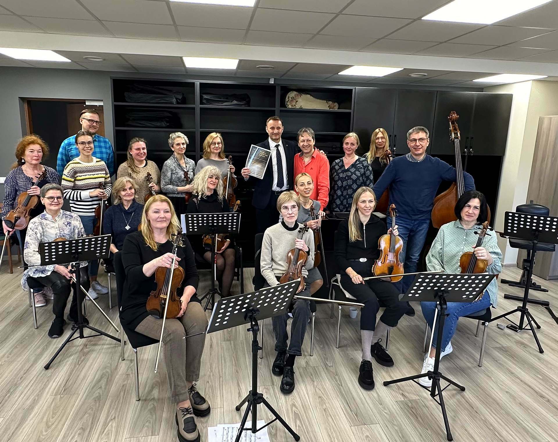 Šiaulių kamerinio orkestro „Camerata Solaris“ studijoje viešėjo miesto meras