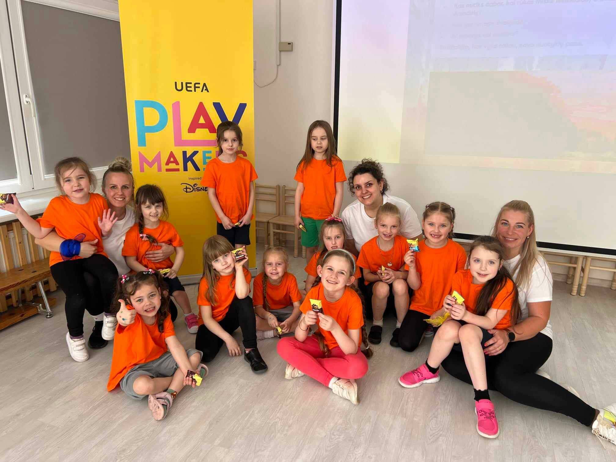 Šiaulių lopšelio-darželio „Bitė" ugdytinės - projekto „Playmakers" dalyvės