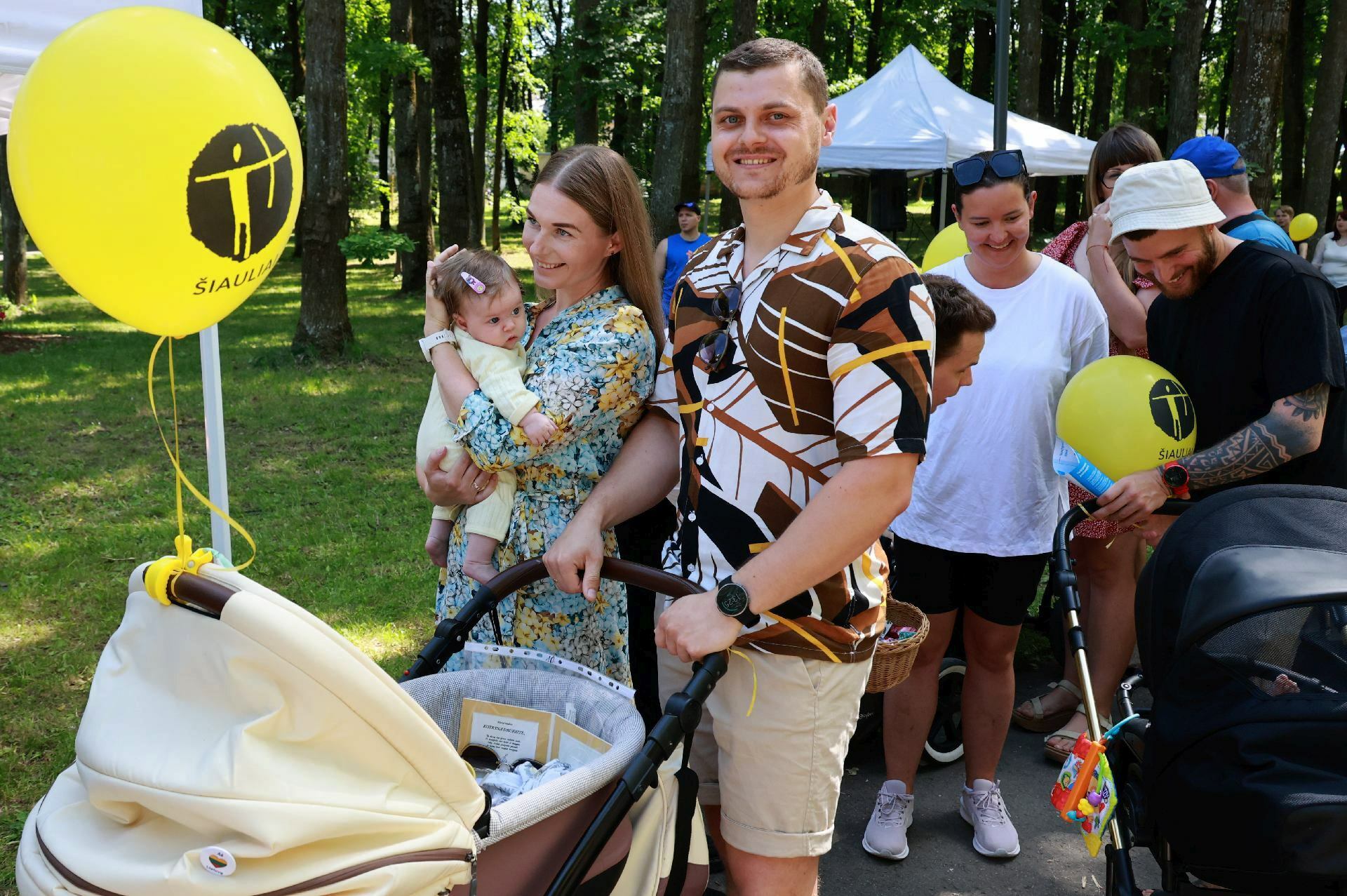 Vasarą į Šiaulius atnešė spalvinga vaikystės šventė