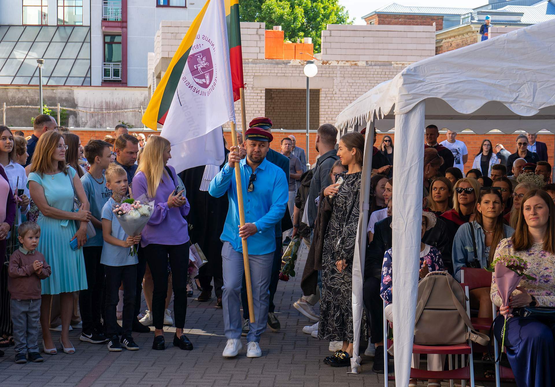 VU Šiaulių akademijoje – diplomų įteikimo šventė