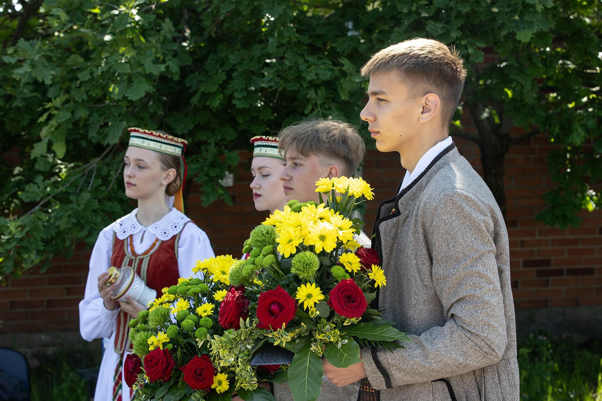 Šiauliuose įprasminta gedulo ir vilties diena