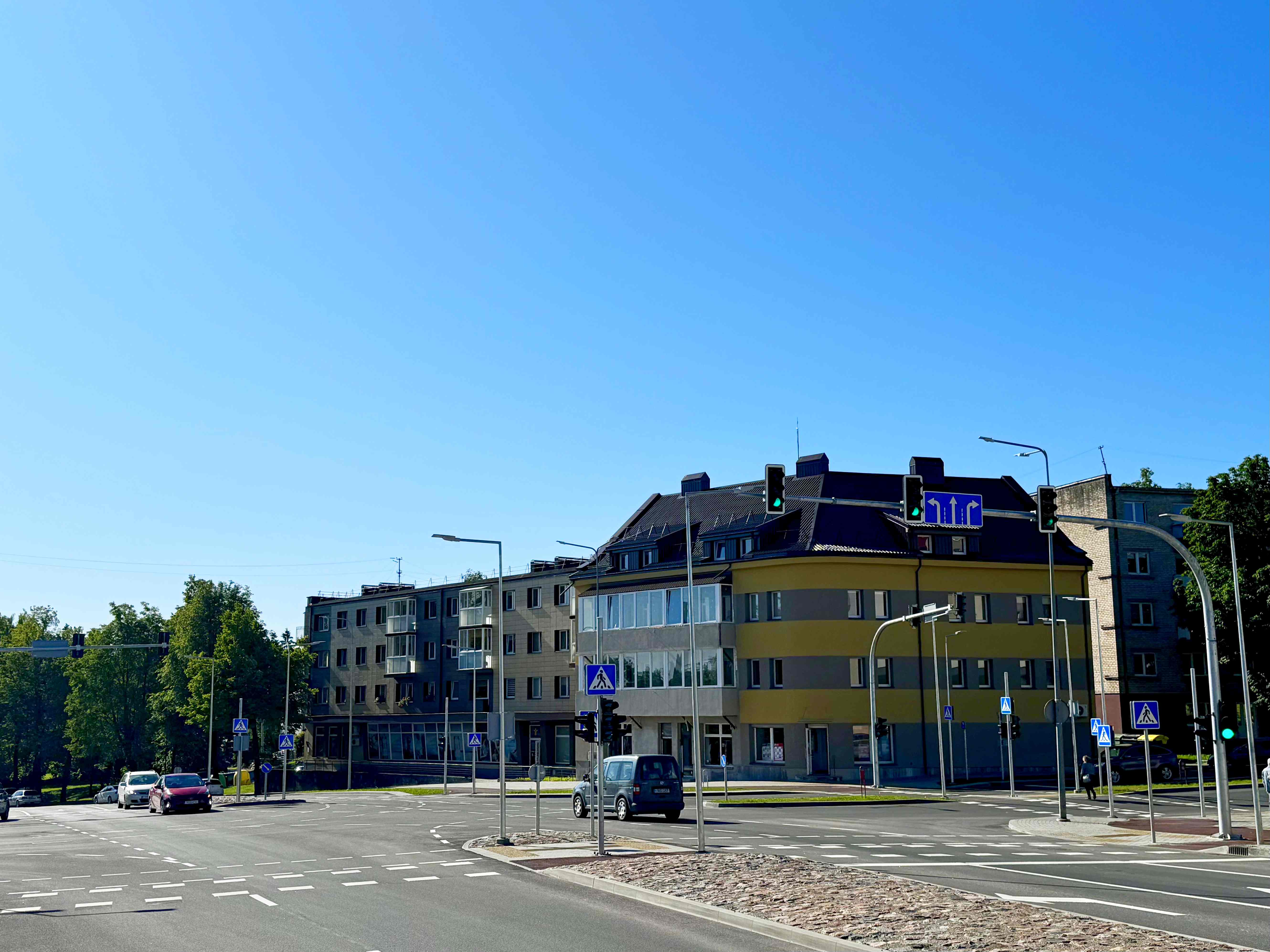 Atnaujinta Vilniaus ir Ežero gatvių sankryža