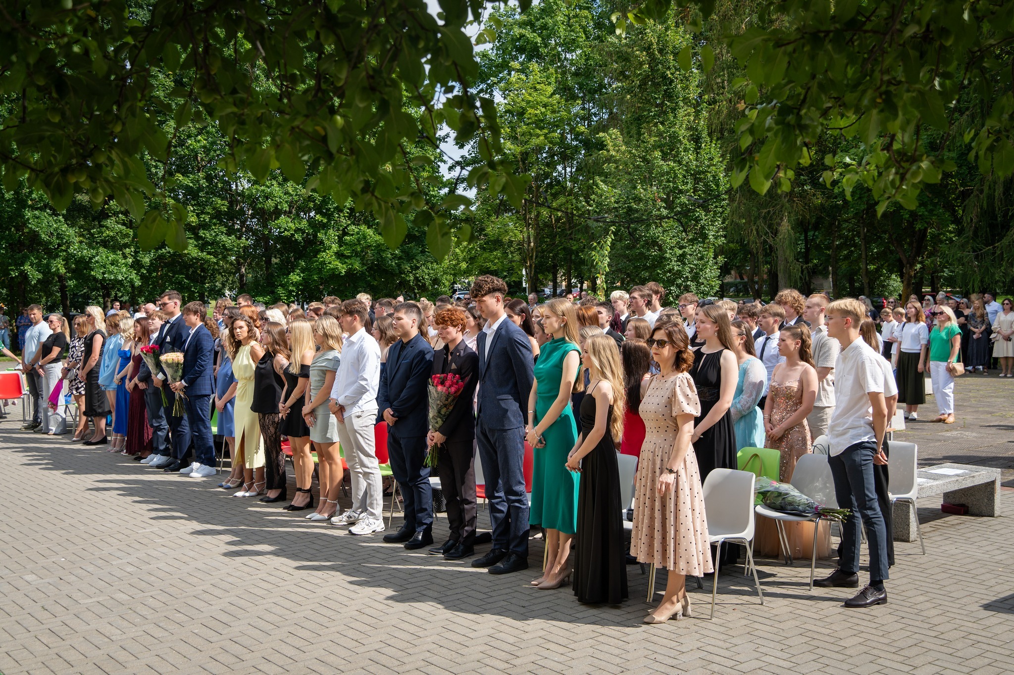 Lieporių gimnazijos 48-osios laidos abiturientams įteiktos Petkauskas Foundation premijos