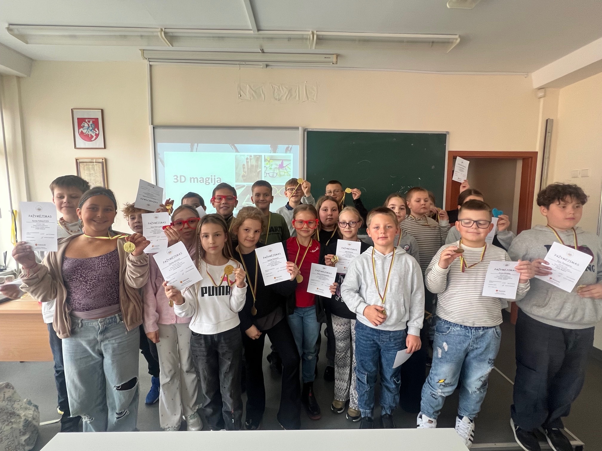 Šiaulių Dainų progimnazijoje – STEAM JUNIOR programos „STEAM PASLAPTYS“ atradimai