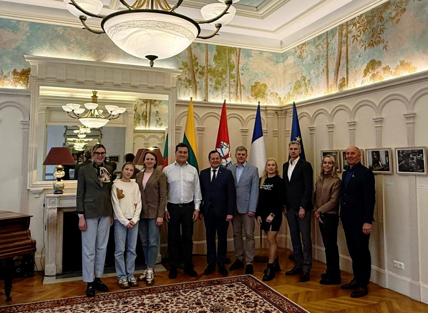 t571330552-1137521168448300-1786239902678560827-n