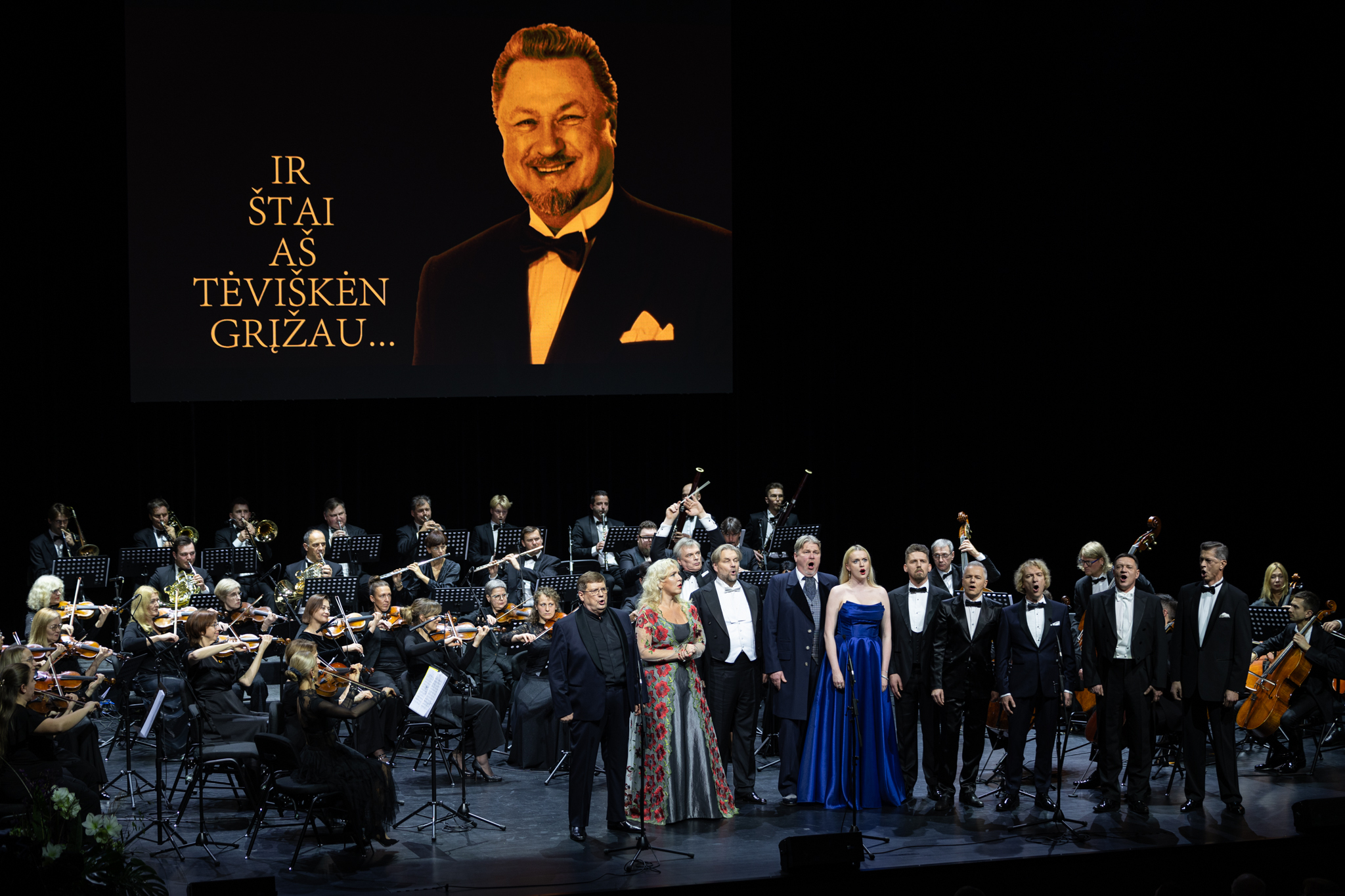 „Ir štai aš tėviškėn grįžau…“ – koncertas,...