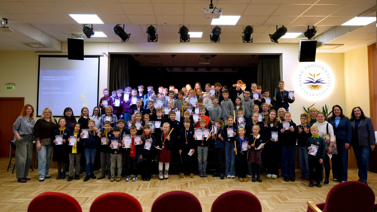 Respublikinis 1–5 klasių mokinių STEAM konkursas „LEGO IŠŠŪKIS“ subūrė jaunųjų kūrėjų bendruomenę