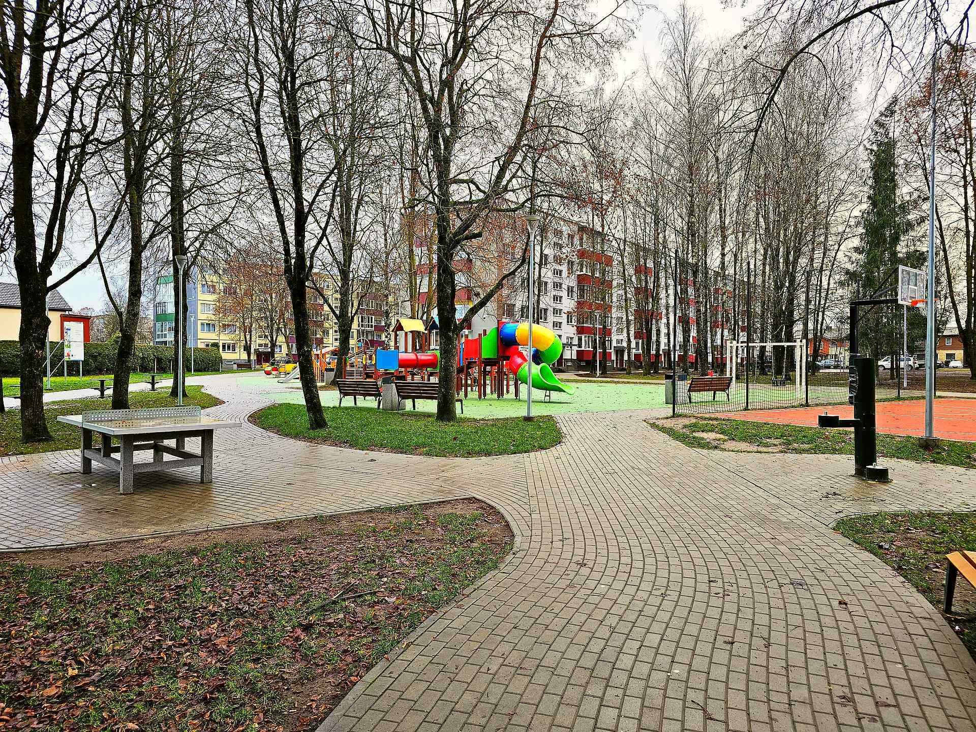 Pažadas gyventojams ištesėtas – atnaujinta viso kvartalo infrastuktūra