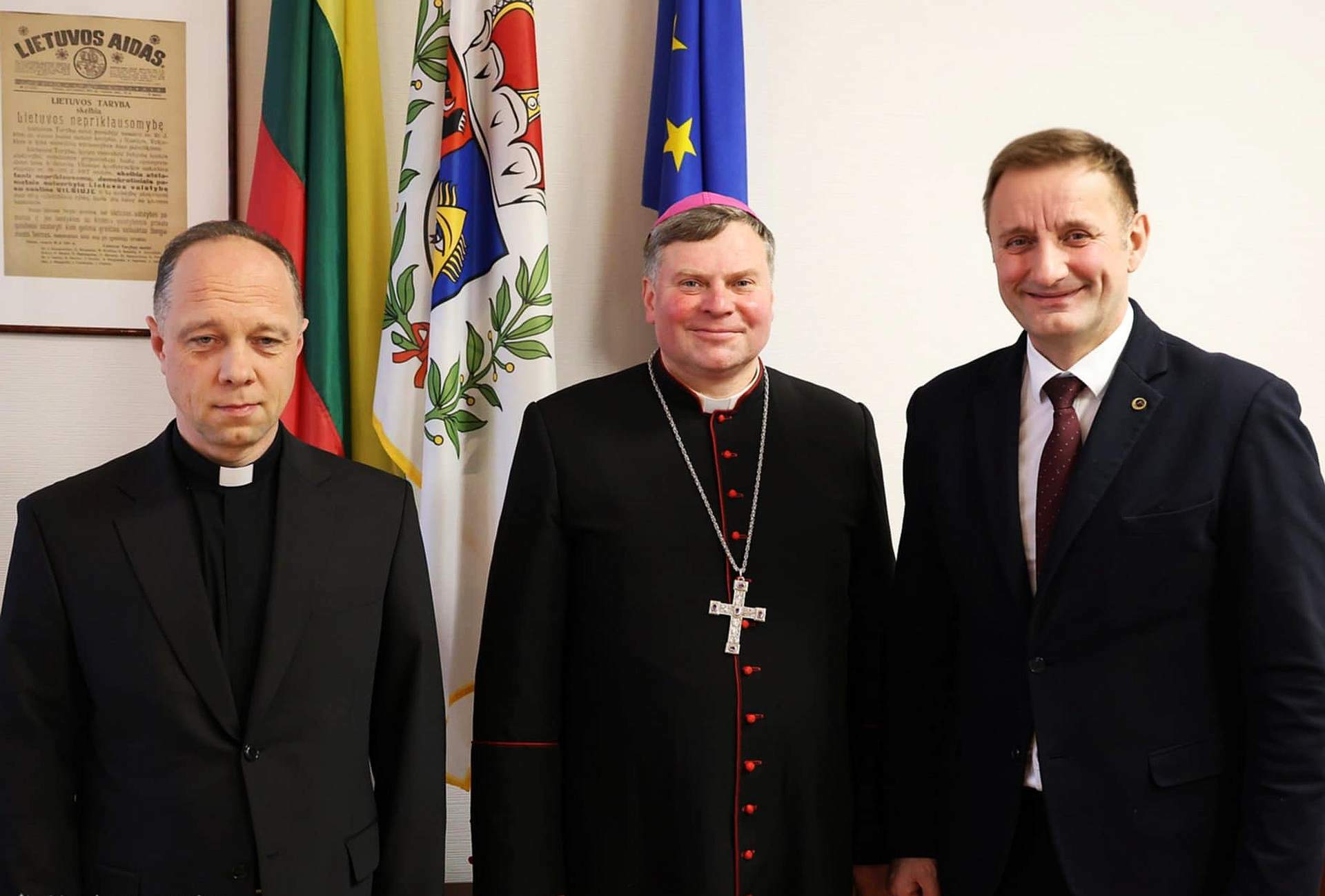 Šiaulių vyskupas pasveikino Šiaulių merą ir...