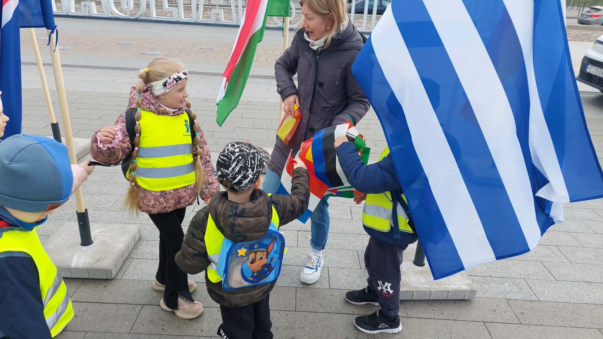 ca55fb9a-f332-4f2f-80f7-f933f822c7b4