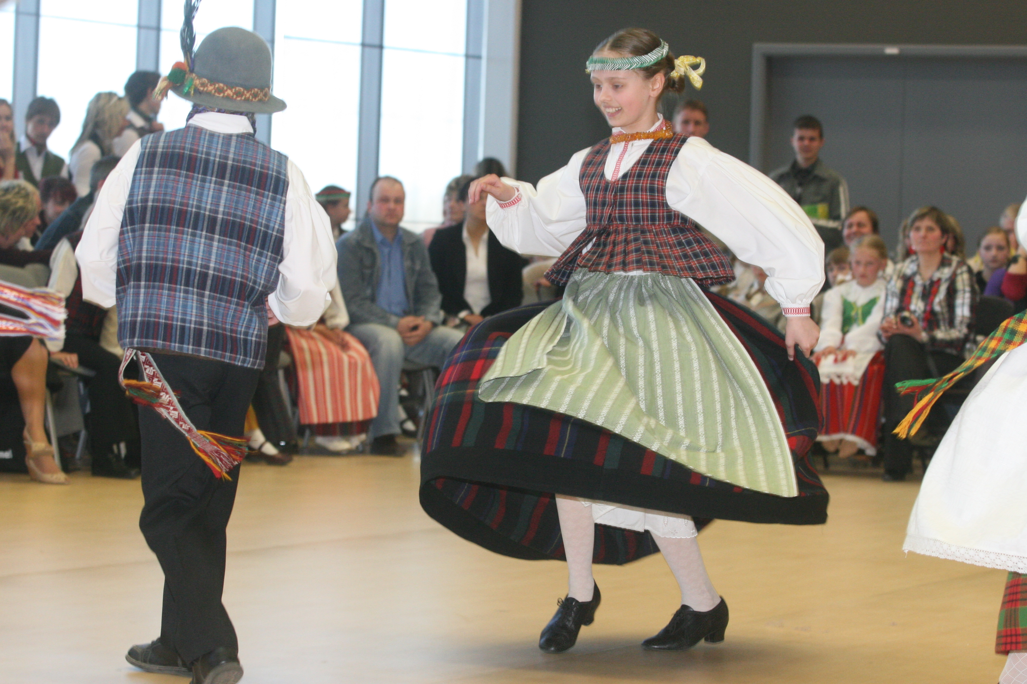 Lietuvos moksleivių folklorinių šokių varžytuvės „Patrepsynė“ mini 20-metį