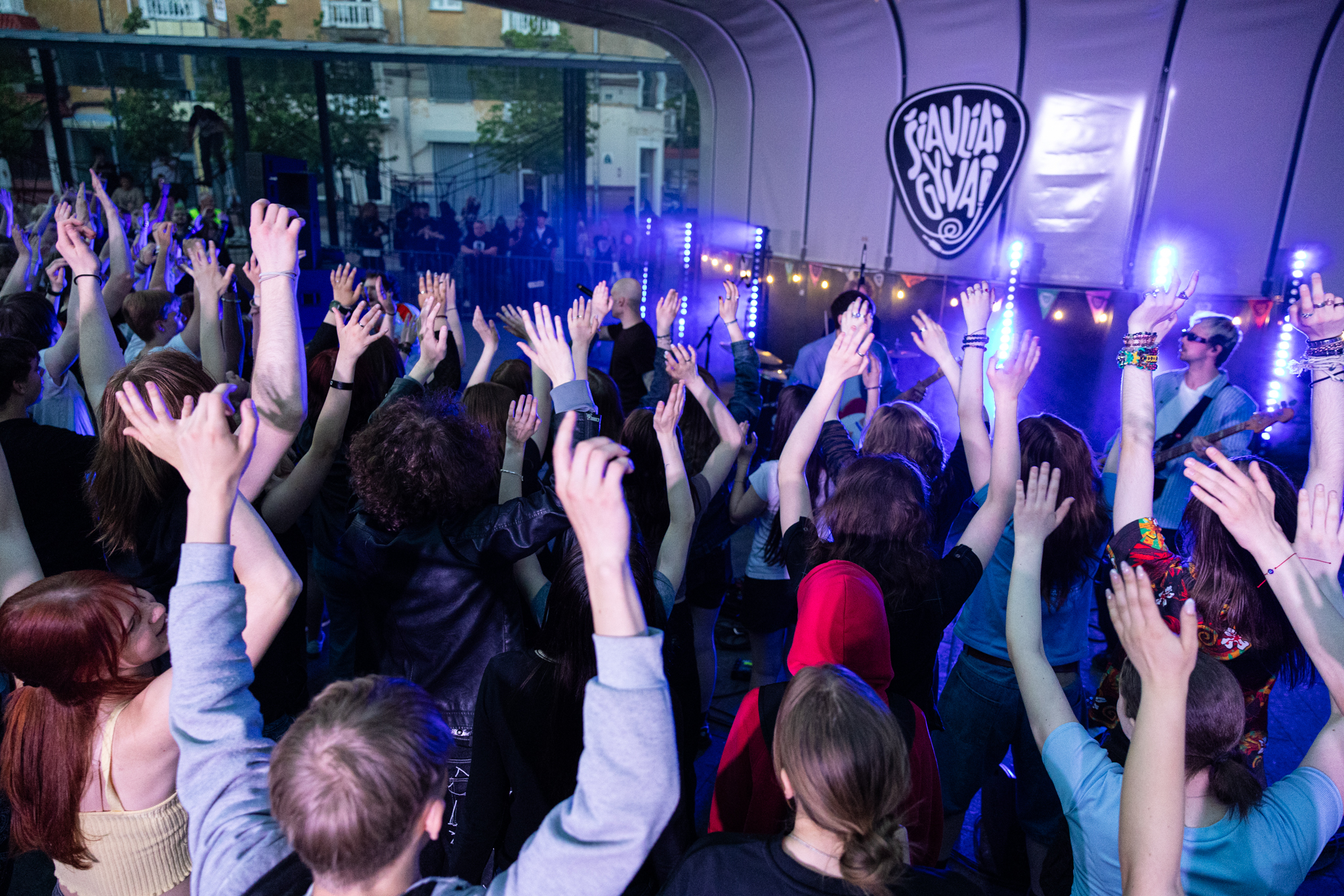 Reprezentacinis „Jaunimo muzikos festivalis „Šiauliai gyvai“ tęsiasi – organizatoriai kviečia į kultūros ir muzikos kelionę
