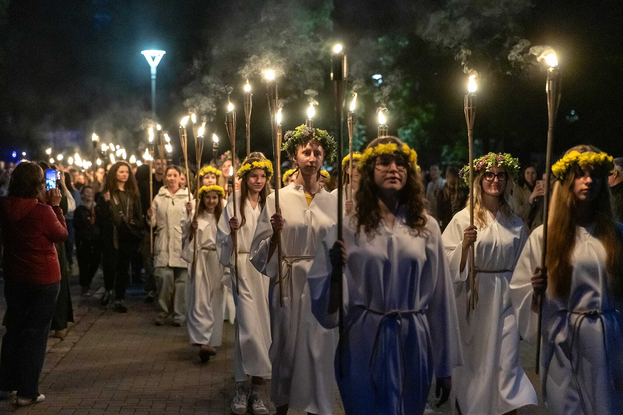 Jubiliejų švenčiančiuose Šiauliuose Joninių naktį – ugnies ritualai, magija ir apeigos