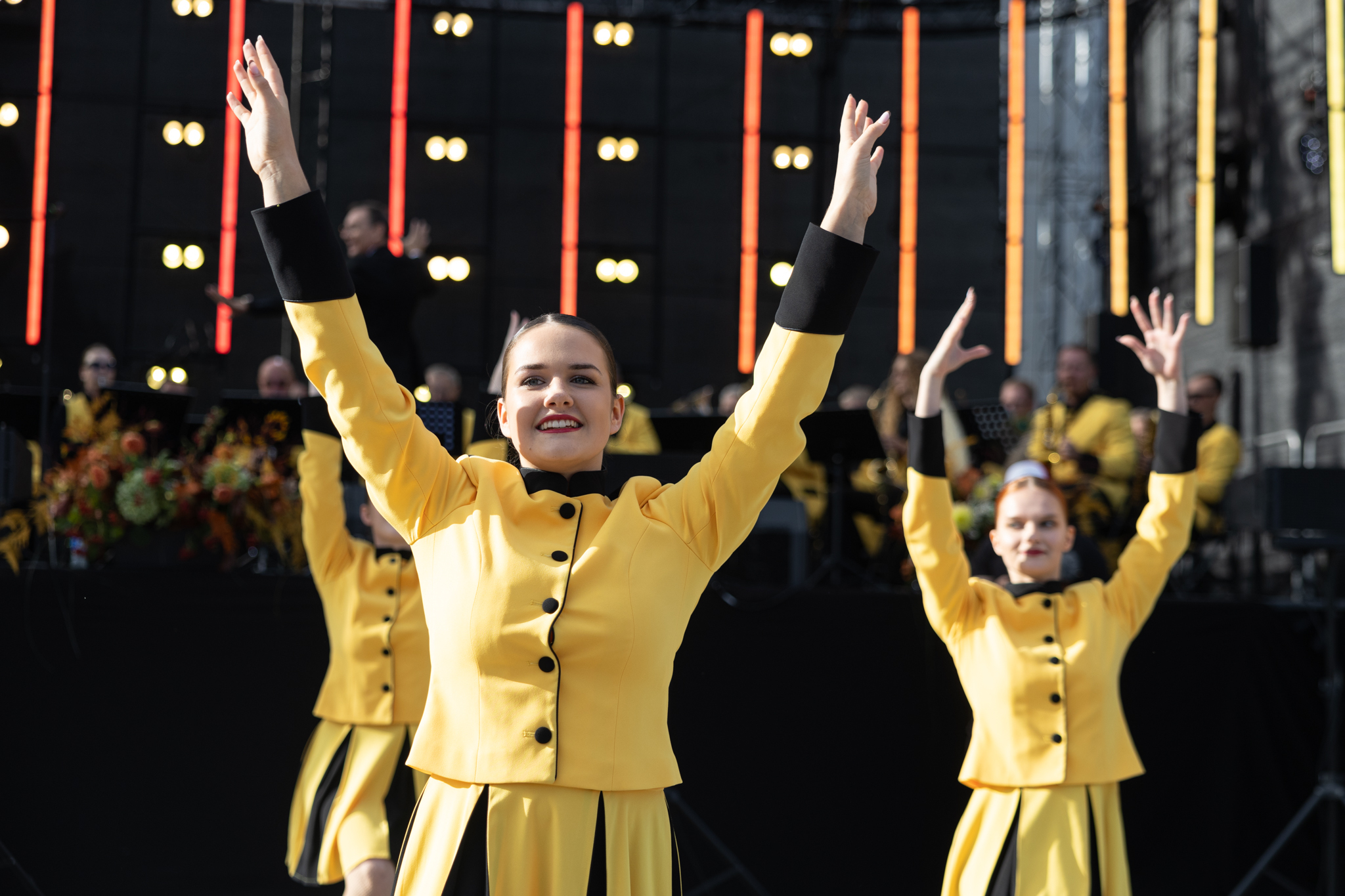 t6-choreografijos-studijos-ausrele-merginos-meno-vadovai-m-kosaitis-ir-adomenaite-butnoriene