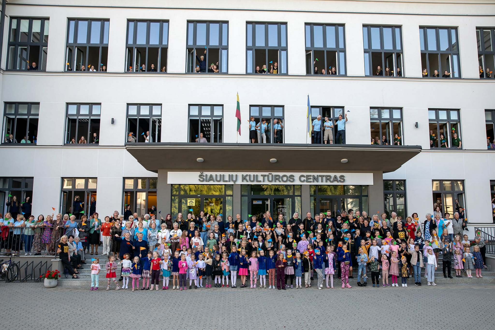 Aštuoni dešimtmečiai kultūros: Šiaulių kultūros...